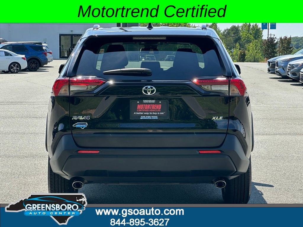 Used 2025 Toyota RAV4 XLE FWD image 7