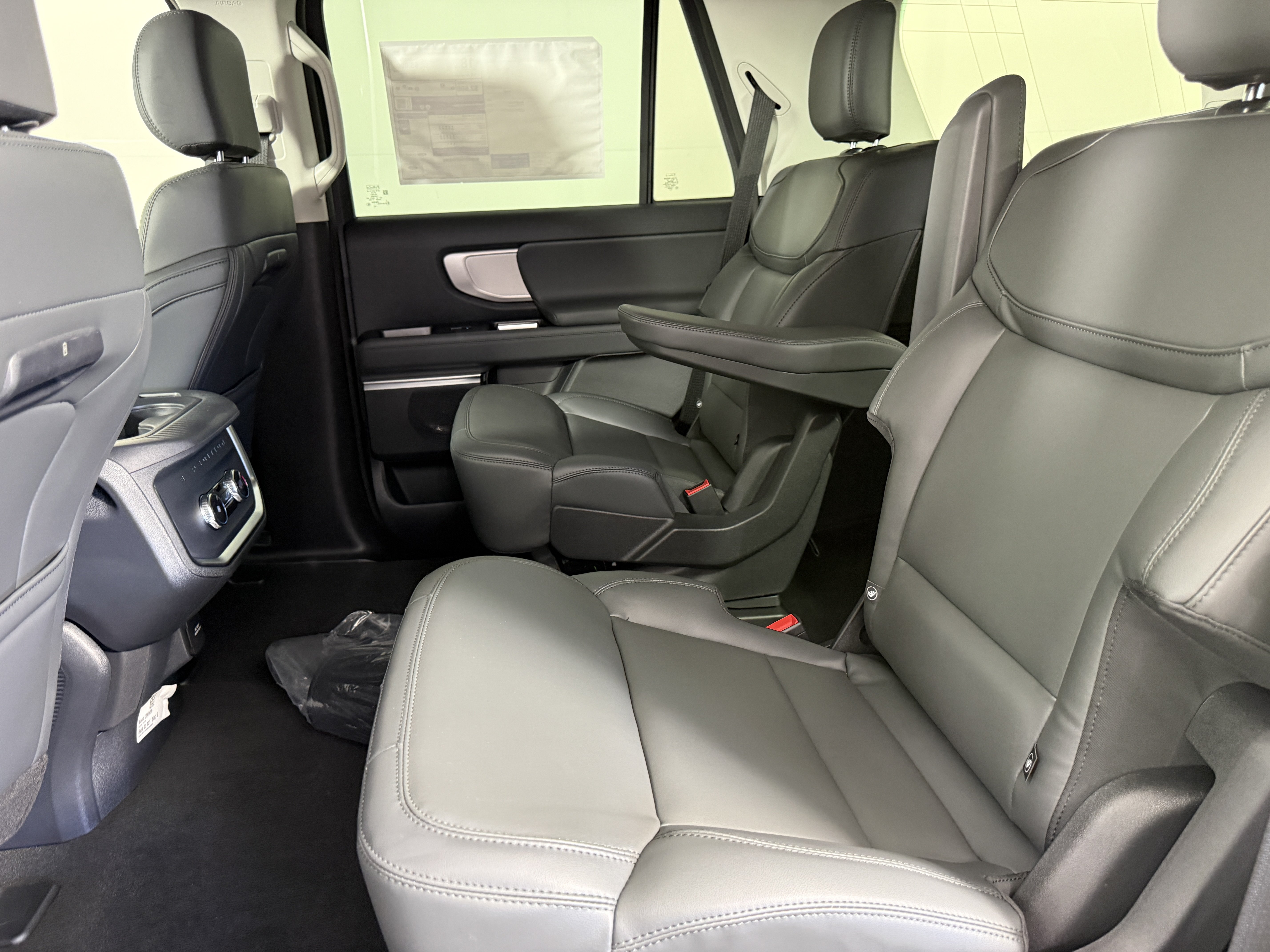 New 2027 Ford Expedition Active RWD image 13