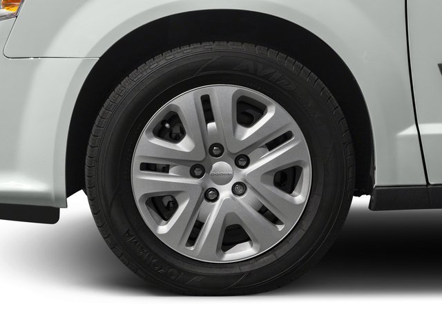 Used 2017 Dodge Grand Caravan SE FWD image 16