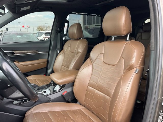 Used 2020 Kia Telluride SX w/ SX Prestige Package AWD/4WD image 18