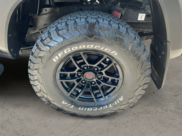 Used 2020 Toyota Tacoma TRD Pro AWD/4WD image 9