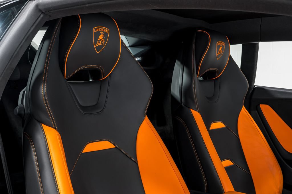 Used 2023 Lamborghini Huracan Tecnica RWD image 35
