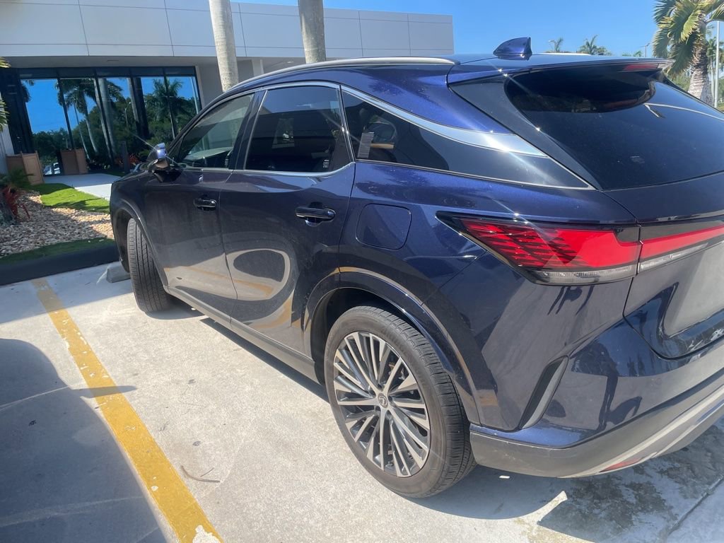 Used 2023 Lexus RX 350 Premium Plus w/ Cold Area Package FWD image 7