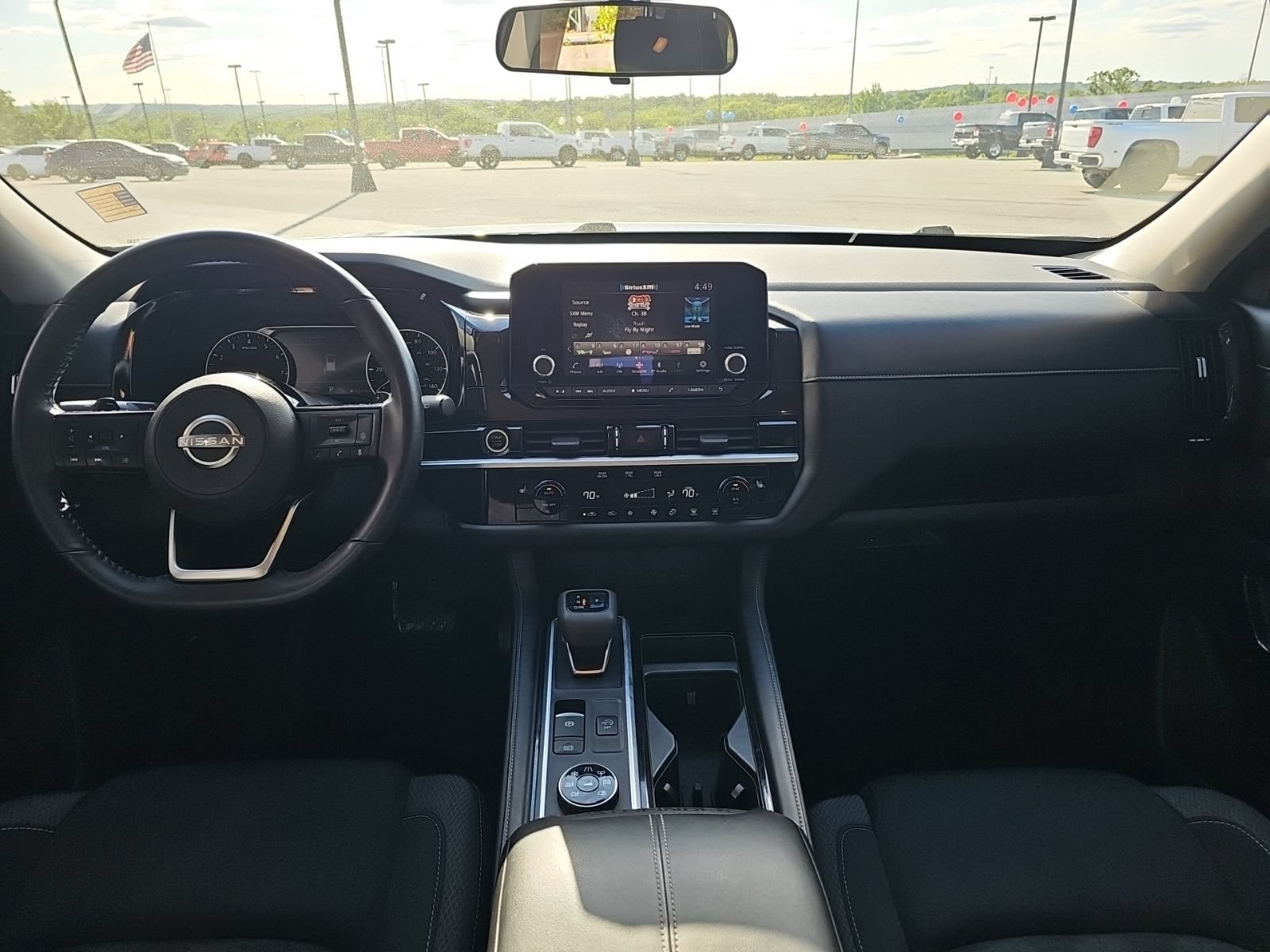 Used 2022 Nissan Pathfinder SV AWD/4WD image 26