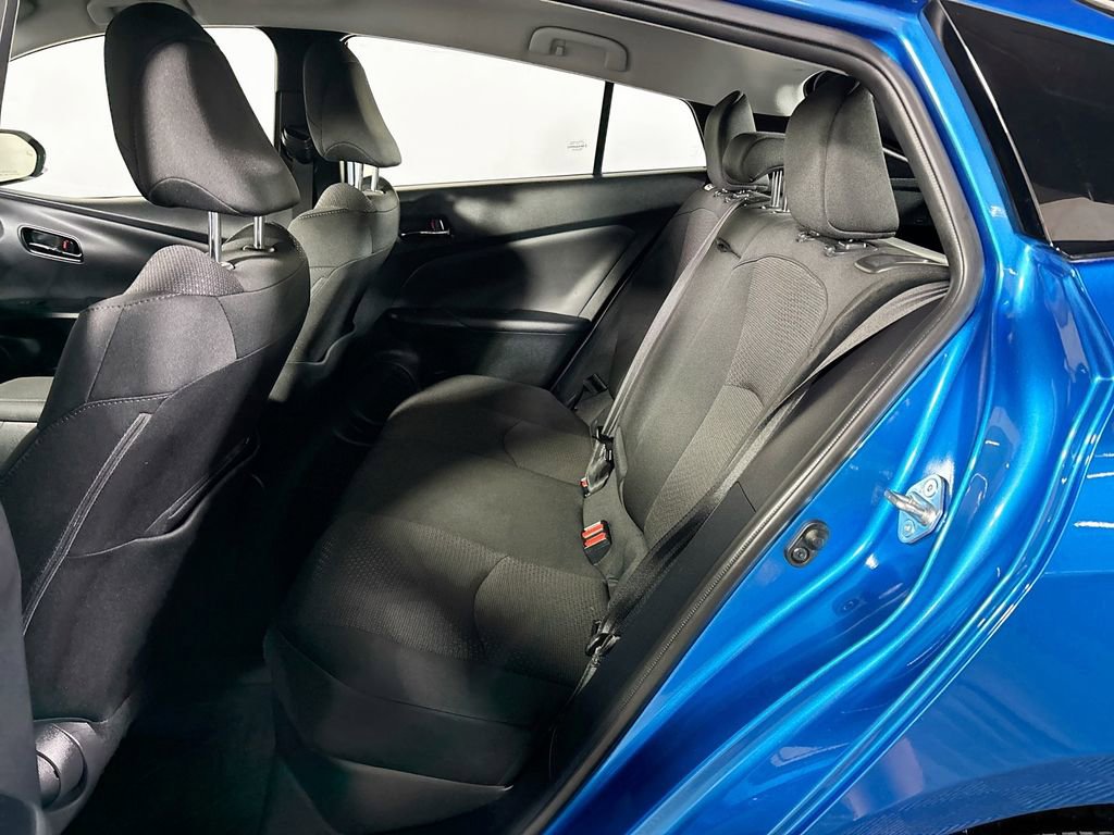 Used 2021 Toyota Prius LE AWD/4WD image 19