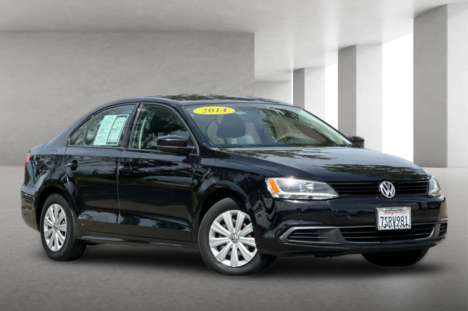 Used 2014 Volkswagen Jetta S FWD image 2