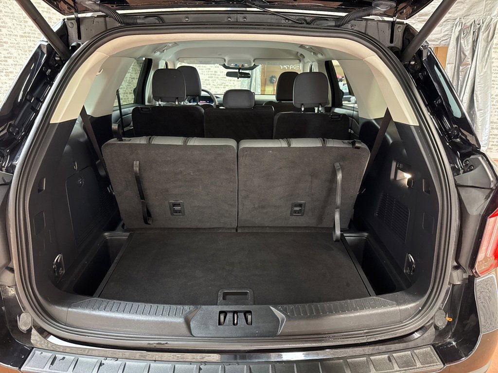 Used 2025 Ford Explorer Active image 13