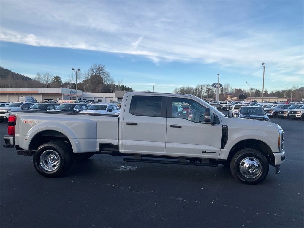New 2026 Ford F350 XL w/ STX Appearance Package image 4
