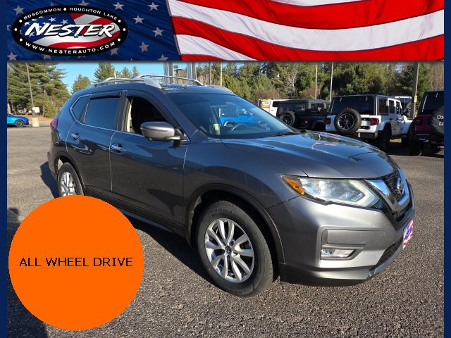 Used 2017 Nissan Rogue SV
