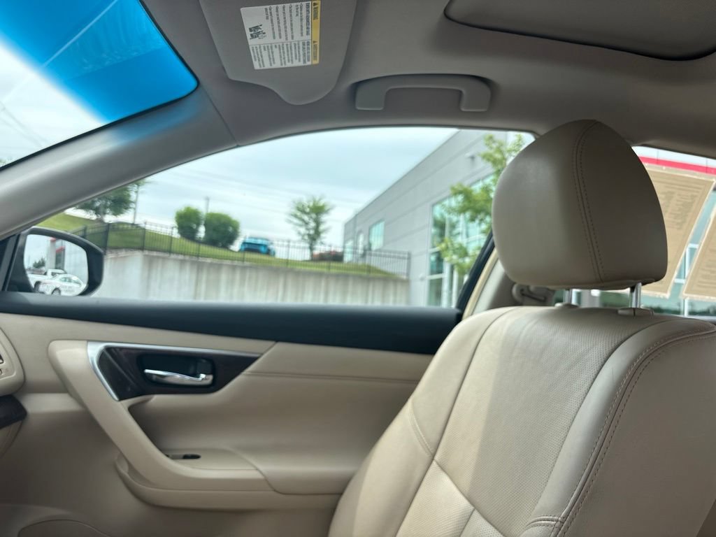 Used 2013 Nissan Altima 2.5 SL w/ 2.5 Moonroof Pkg FWD image 27