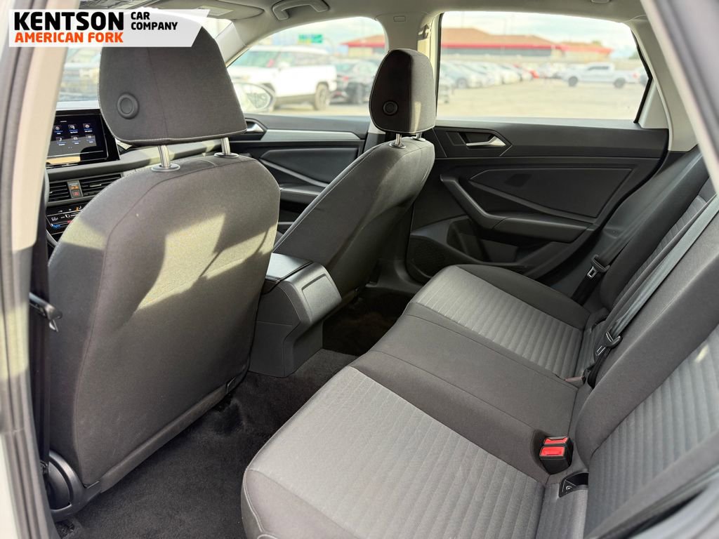 Used 2025 Volkswagen Jetta S image 35