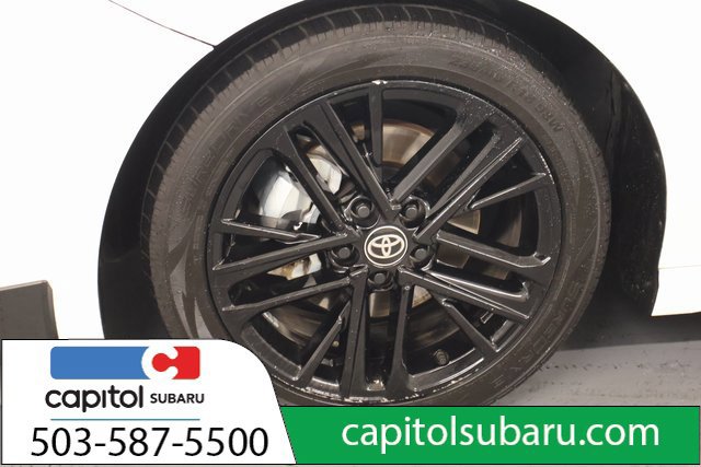 Used 2025 Toyota Camry SE FWD image 7