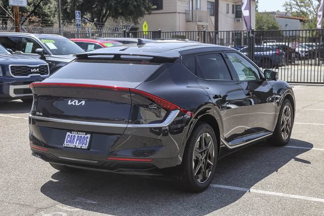 New 2026 Kia EV6 Wind RWD image 16