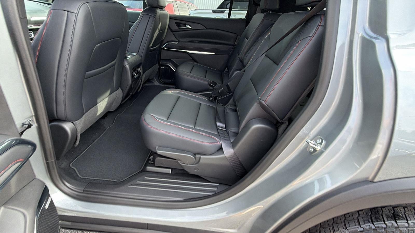 New 2026 Chevrolet Traverse Z71 w/ Enhanced Driving Package AWD/4WD image 20