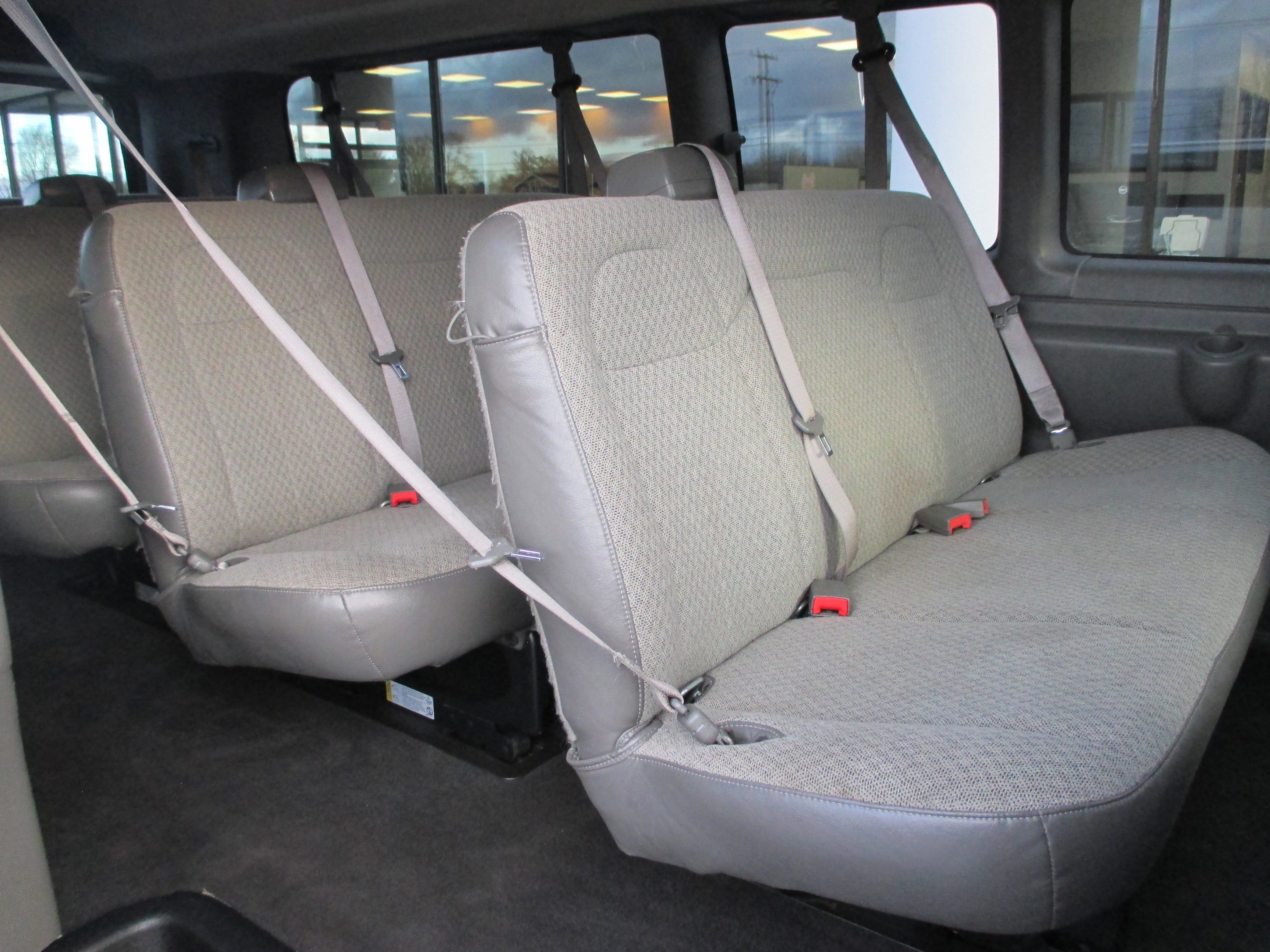 Used 2023 Chevrolet Express 3500 LT w/ LT Preferred Equipment Group image 10