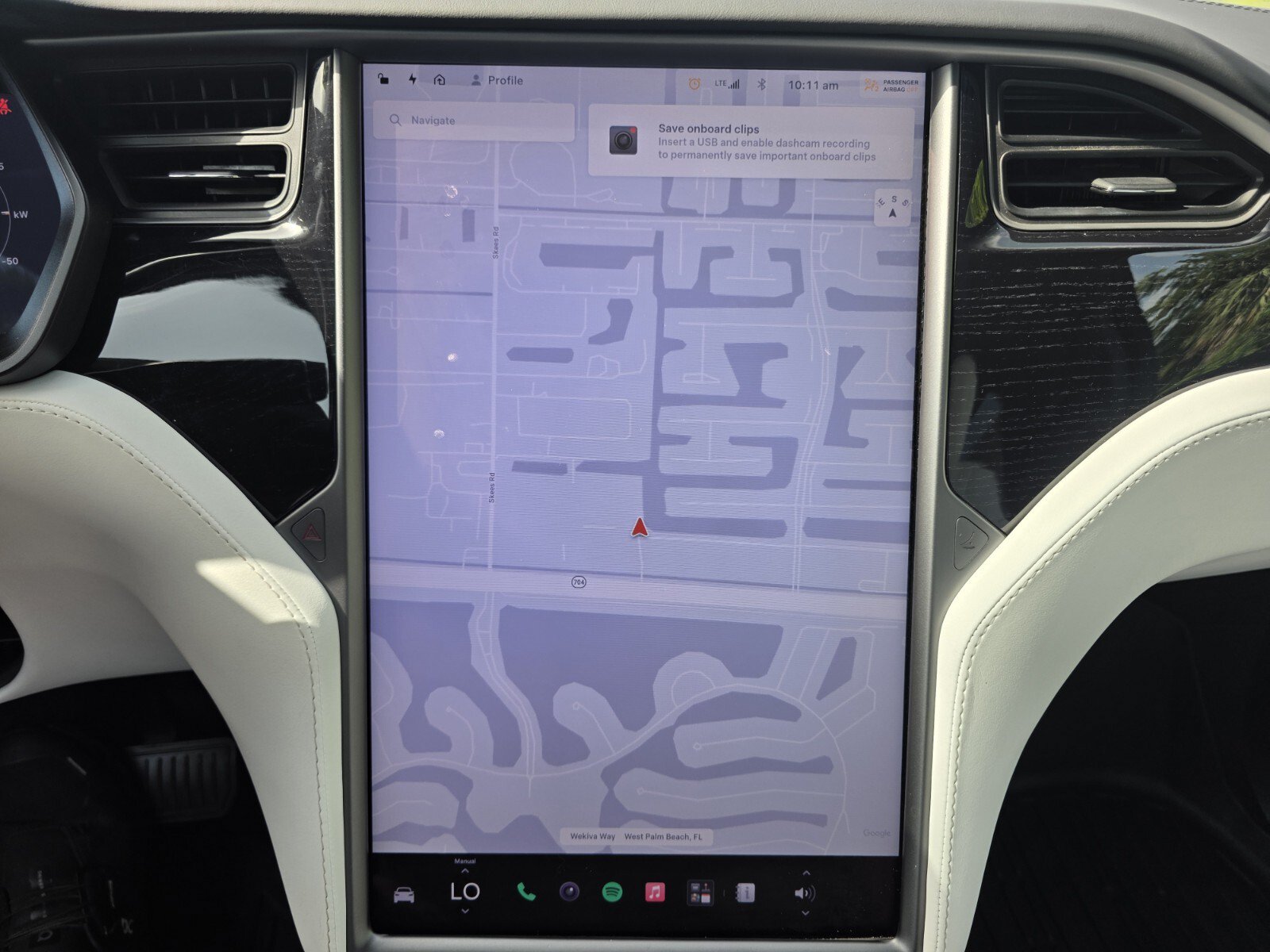 Used 2020 Tesla Model X Long Range AWD/4WD image 21