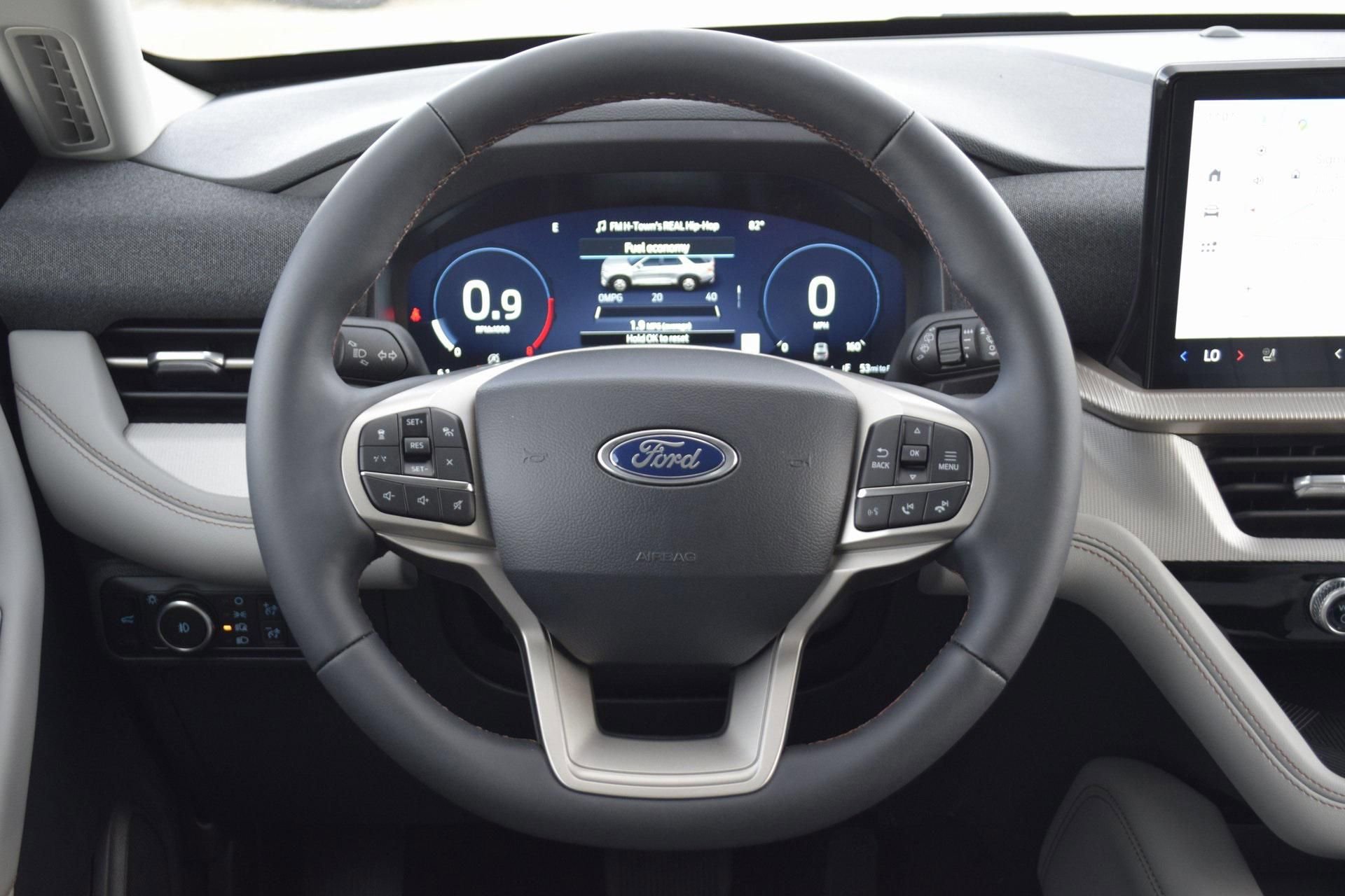 New 2026 Ford Explorer Active w/ Active Comfort Package image 8