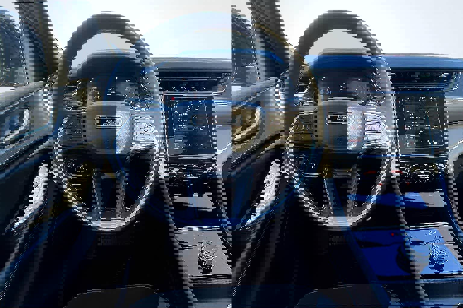 Used 2024 Jeep Grand Cherokee Altitude image 15