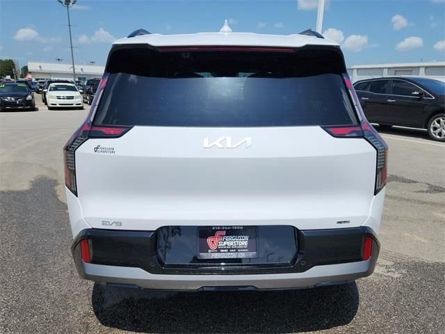 New 2026 Kia EV9 GT-Line image 4