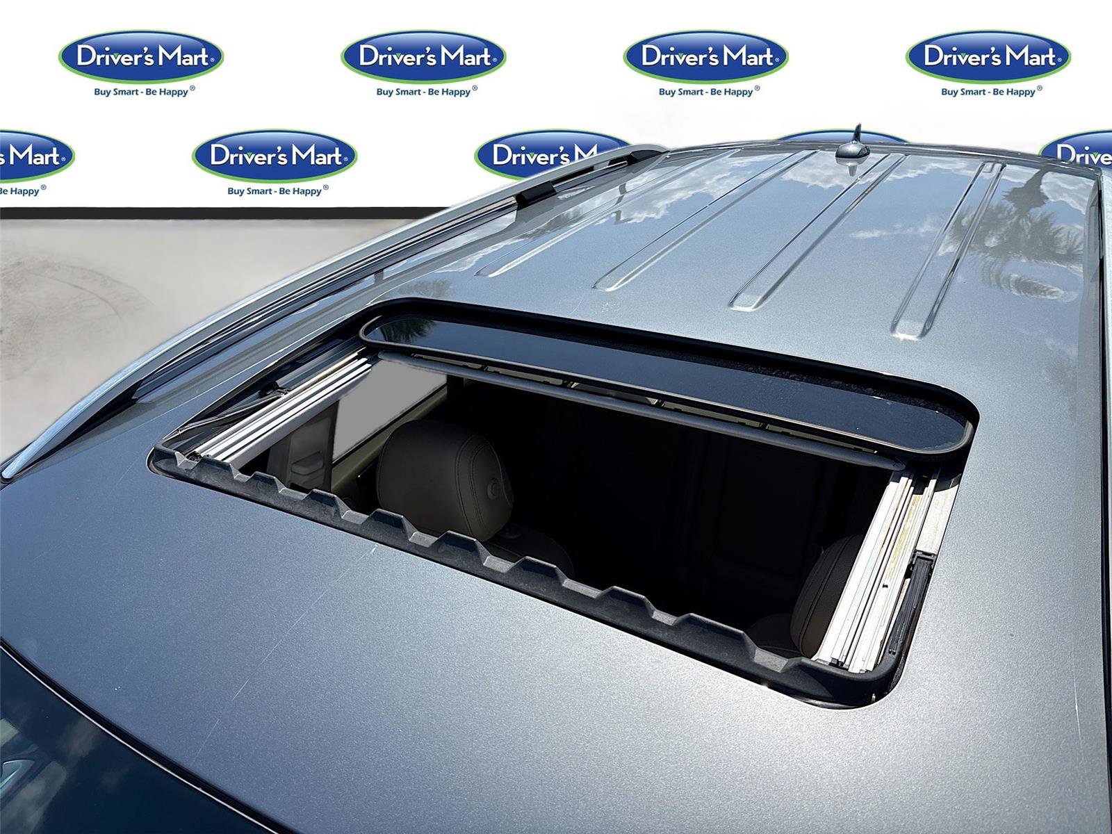 Used 2018 Mercedes-Benz GLE 350 w/ Premium 1 Package image 24