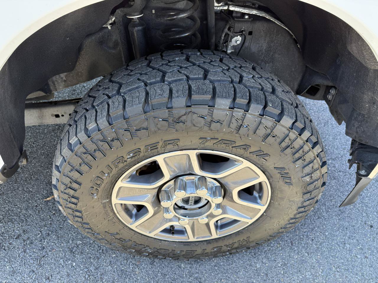 Used 2025 Ford F250 Lariat AWD/4WD image 47