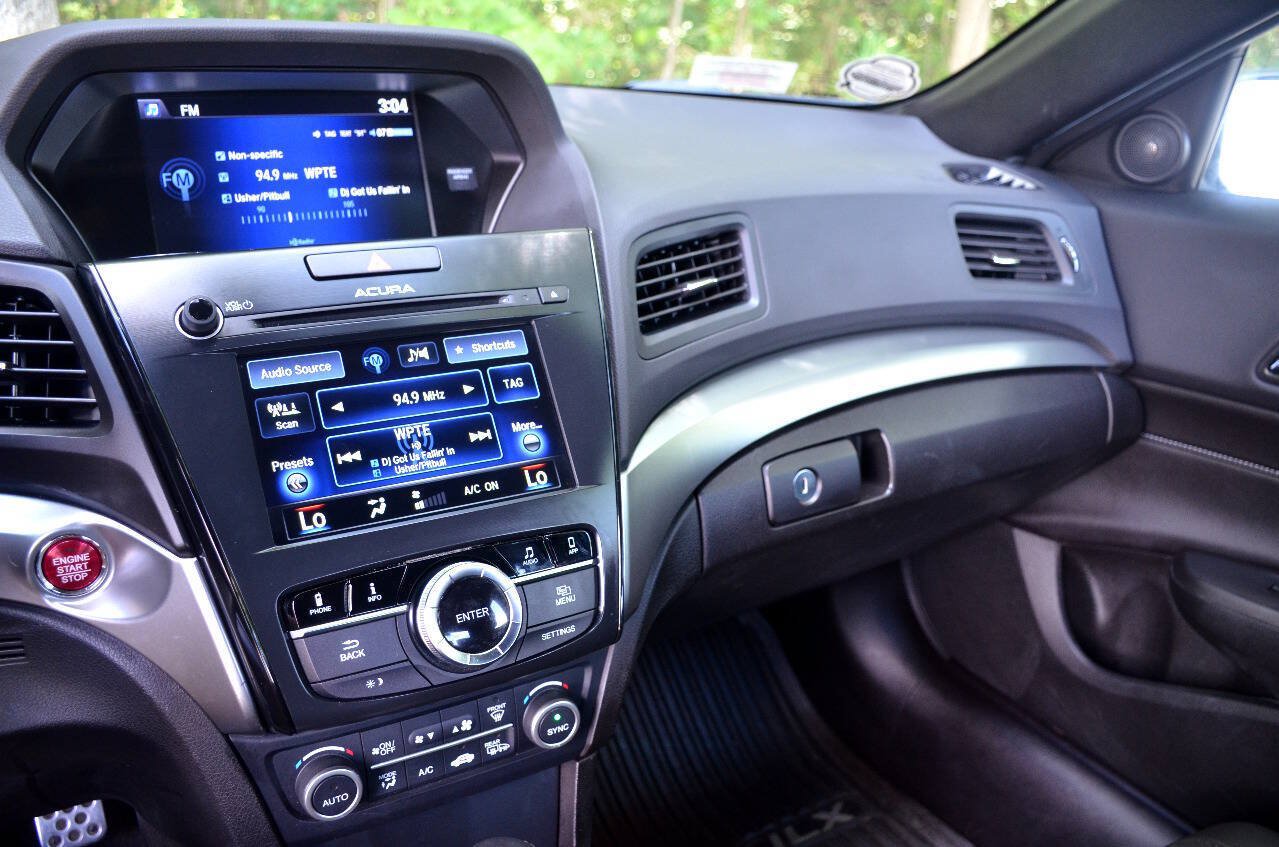 Used 2016 Acura ILX w/ Technology & A-SPEC Package FWD image 11