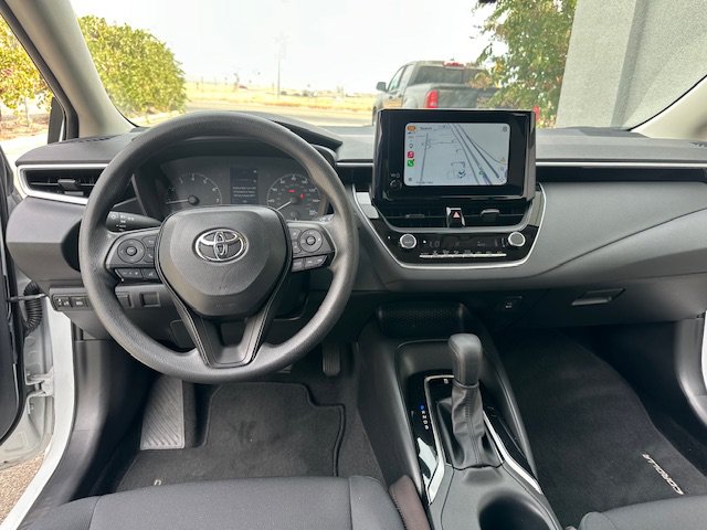 Used 2024 Toyota Corolla LE w/ LE Convenience Package FWD image 19