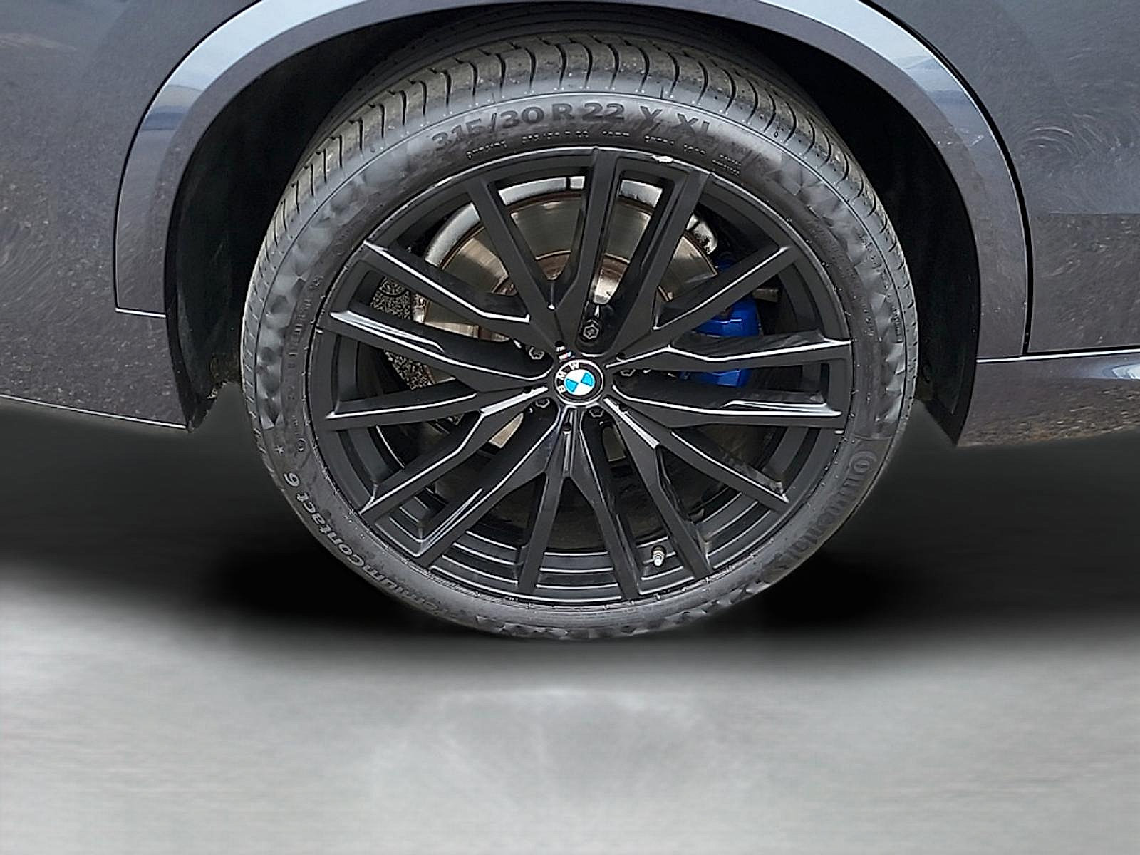 Used 2019 BMW X5 xDrive50i w/ M Sport Package AWD/4WD image 9