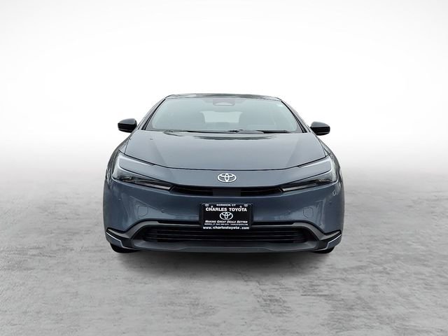 Used 2024 Toyota Prius LE video 2