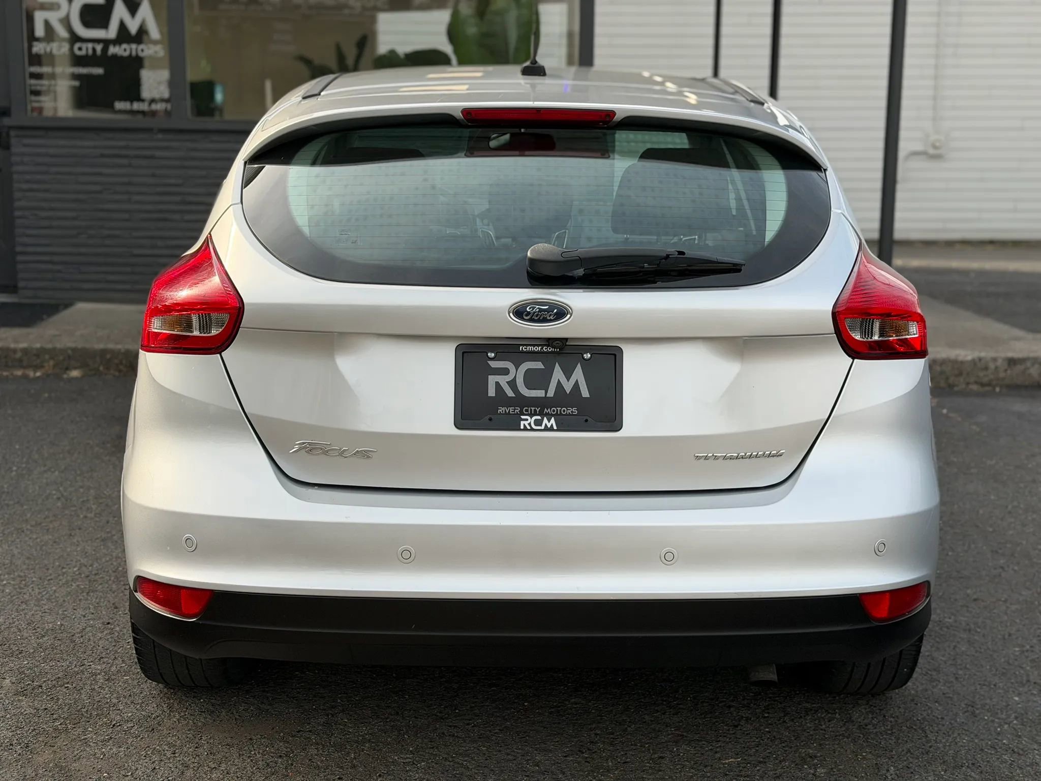 Used 2017 Ford Focus Titanium FWD image 6
