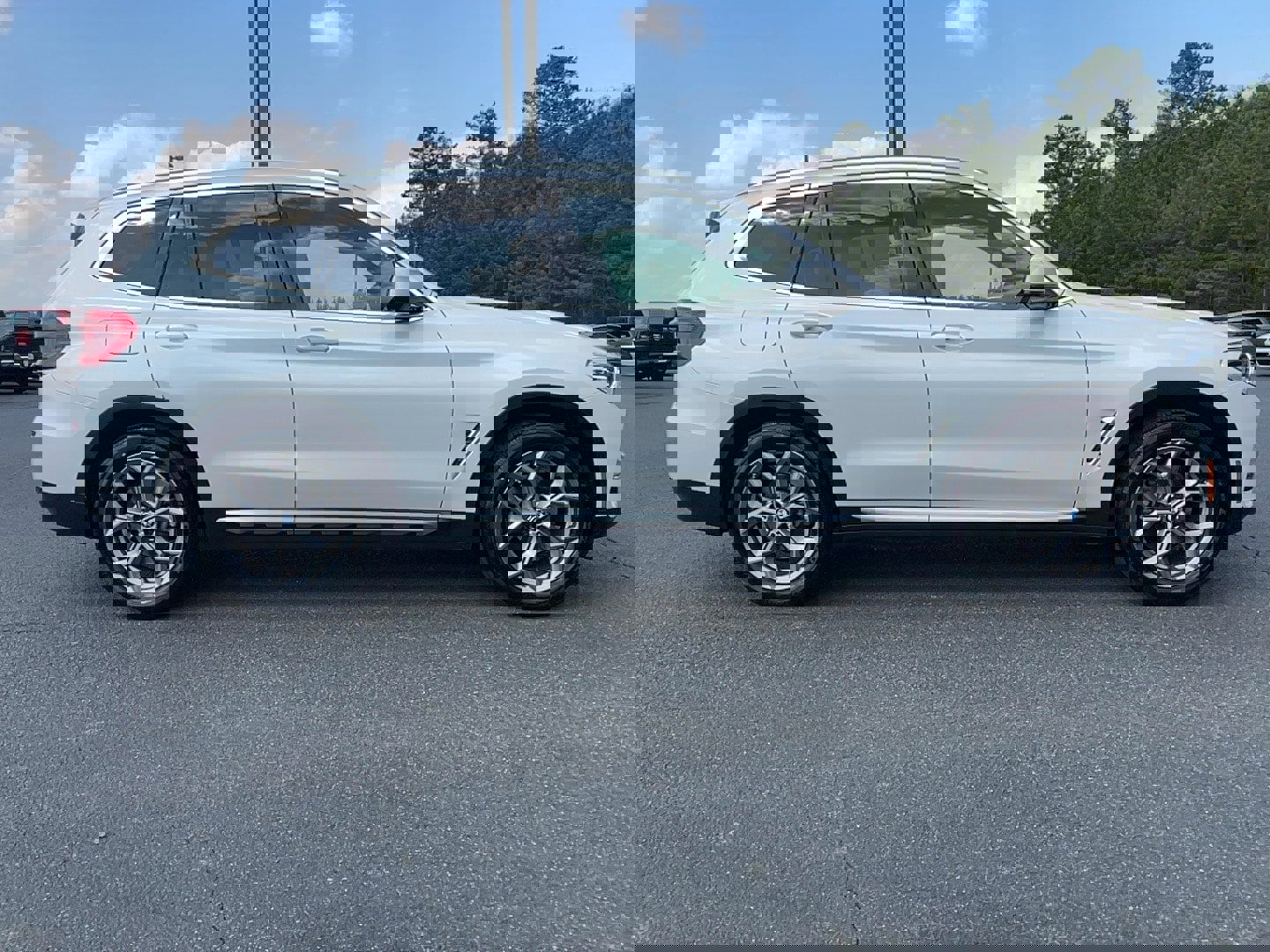 Used 2021 BMW X3 xDrive30i w/ Premium Package image 4