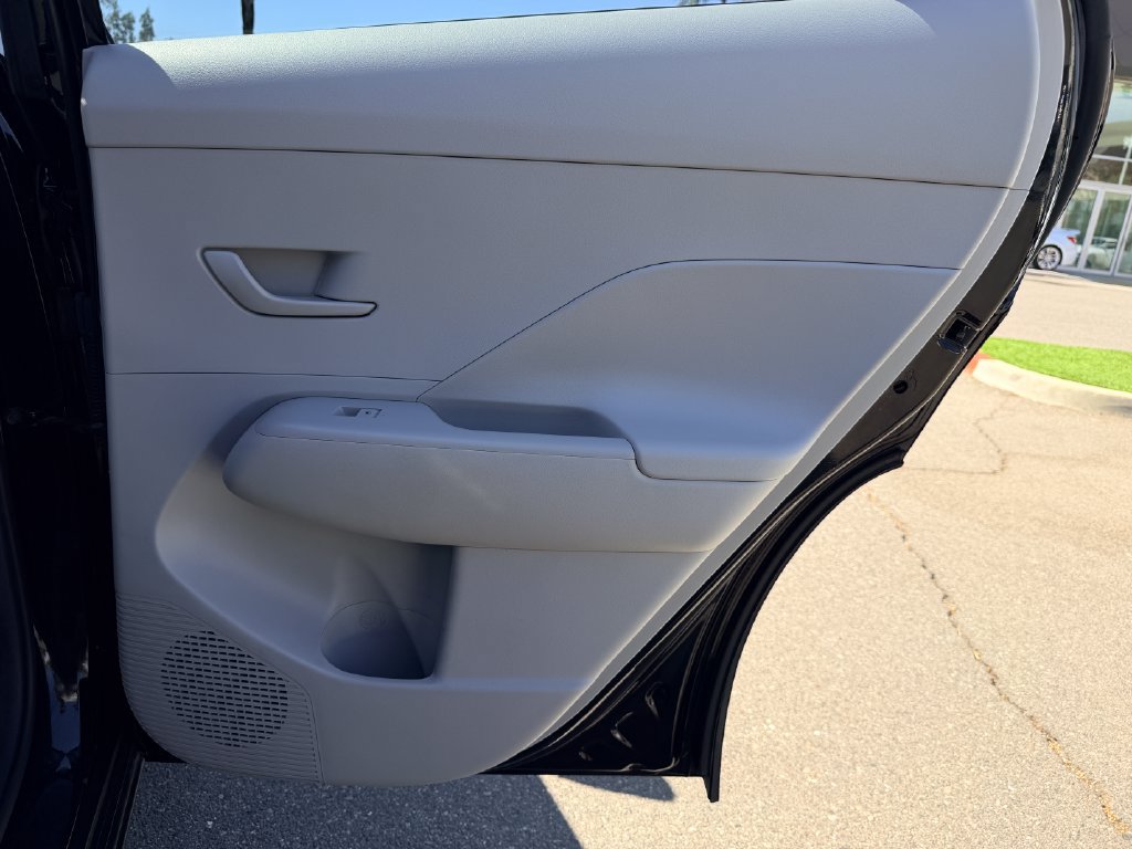 Certified 2025 Hyundai Kona SEL FWD image 14