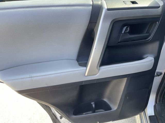 Used 2010 Toyota 4Runner 4WD image 17