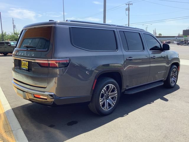 Used 2024 Jeep Wagoneer L 4WD w/ Premium Group I image 36