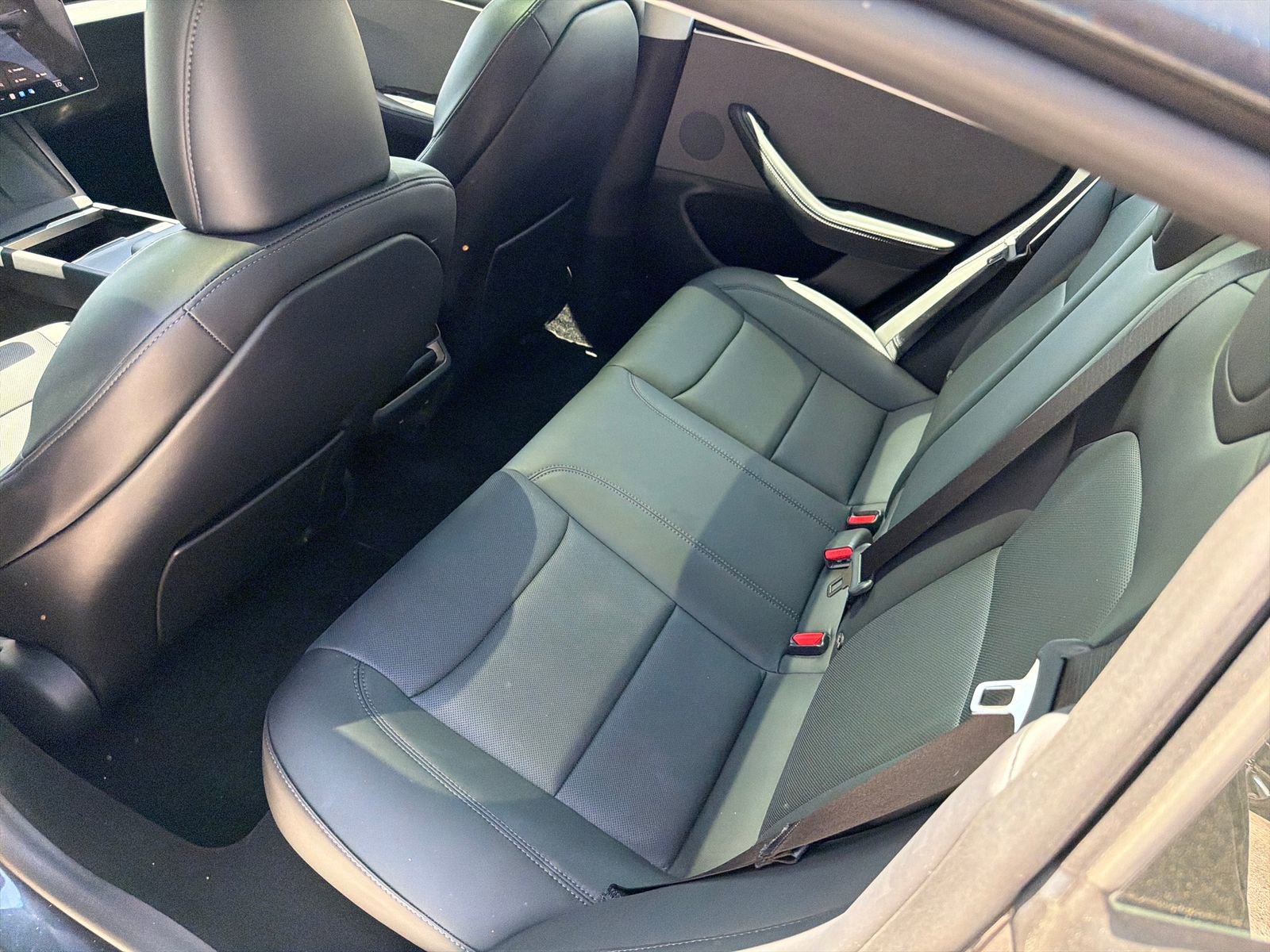 Used 2024 Tesla Model 3 Standard Range RWD image 23
