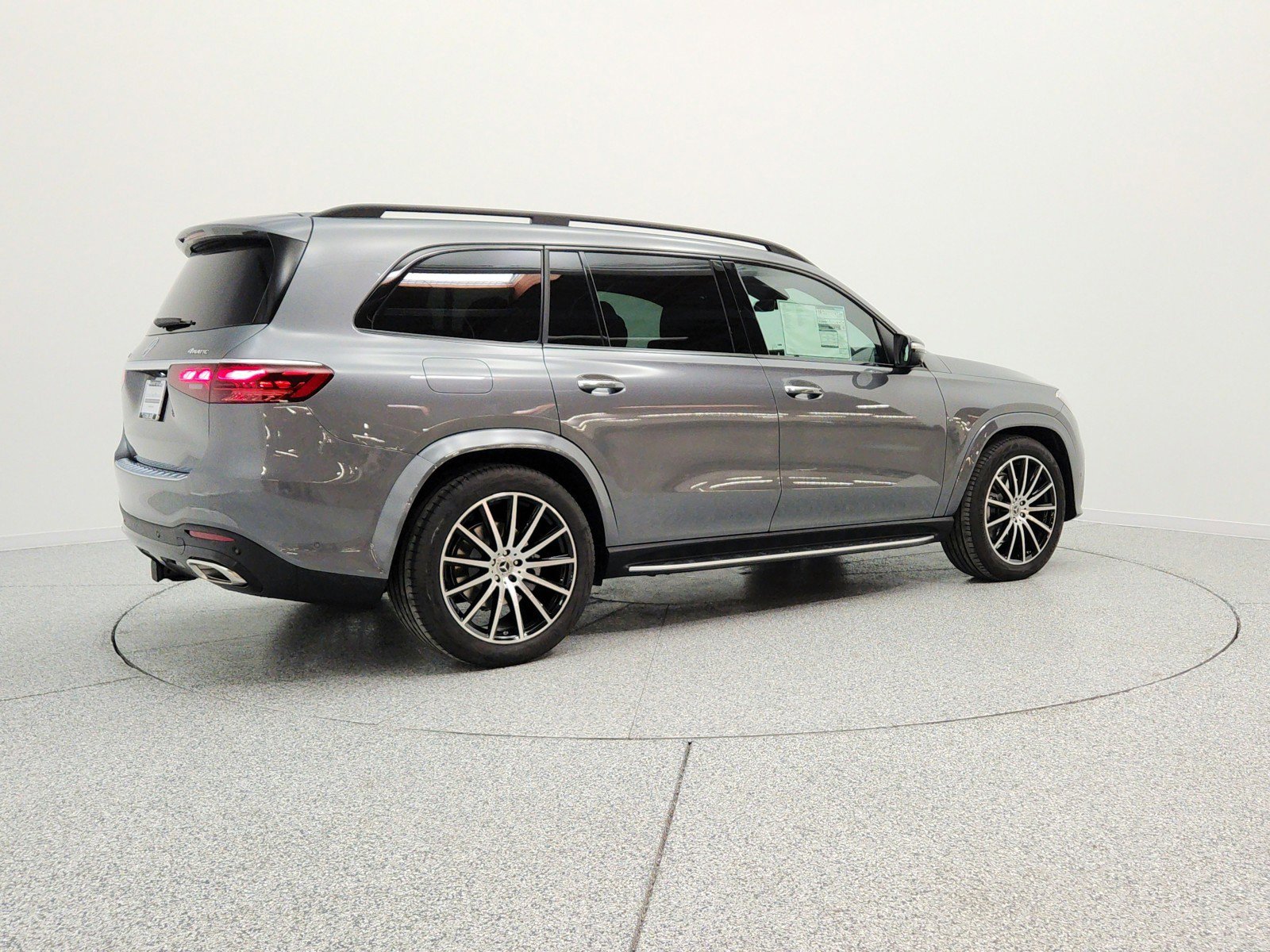 New 2026 Mercedes-Benz GLS 580 4MATIC image 5