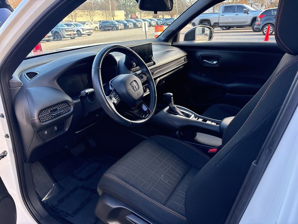 Used 2024 Honda HR-V Sport image 6