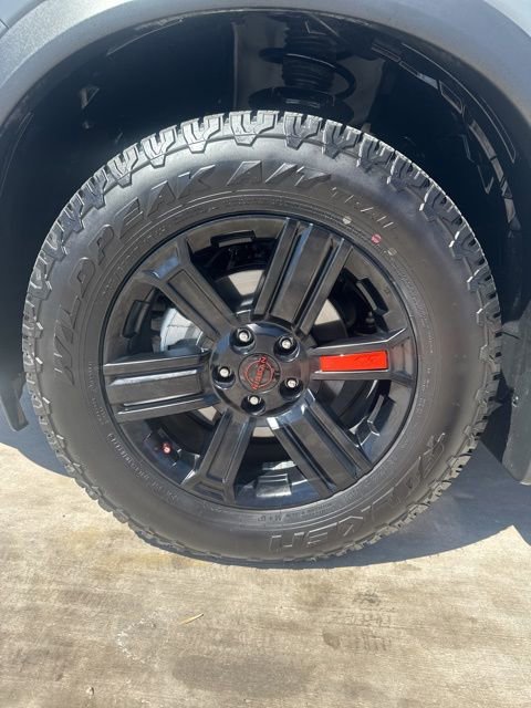 Used 2025 Nissan Rogue SV image 18