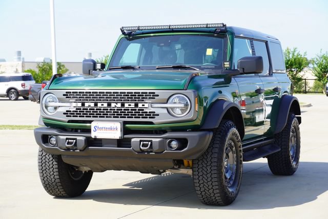 Used 2025 Ford Bronco Badlands w/ Sasquatch Package AWD/4WD image 3