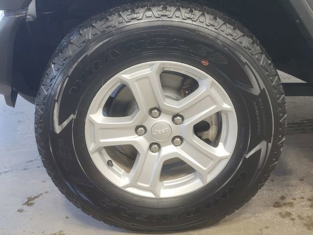 Used 2021 Jeep Wrangler Unlimited Sport image 9