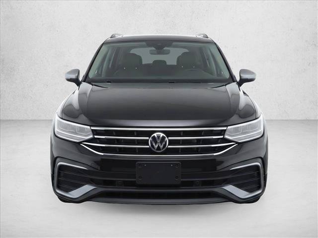Used 2024 Volkswagen Tiguan Wolfsburg Edition AWD/4WD image 2