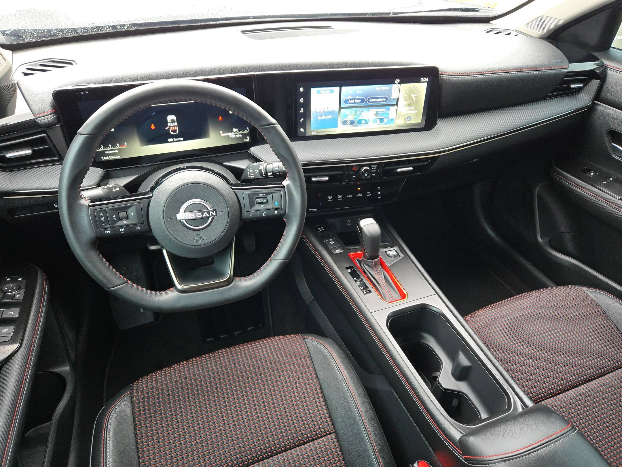 Certified 2025 Nissan Kicks SR FWD image 15