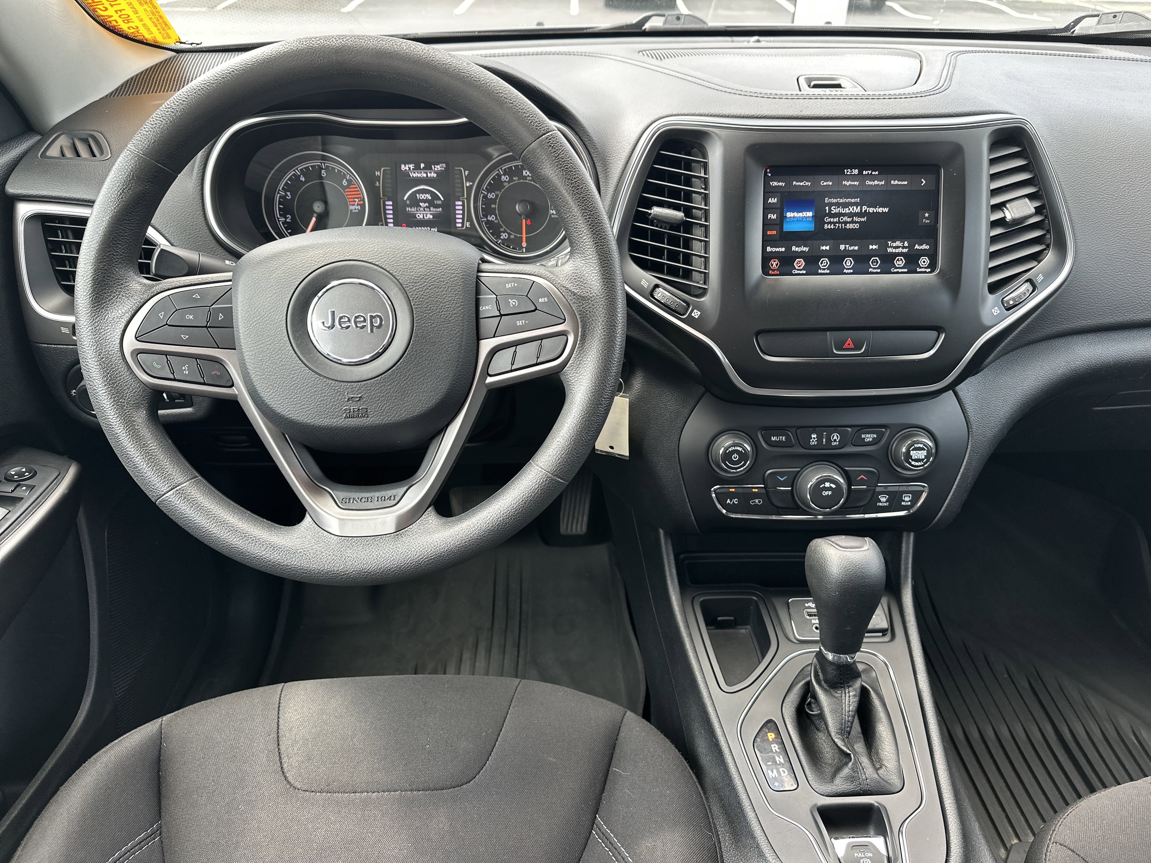 Used 2020 Jeep Cherokee Latitude image 16