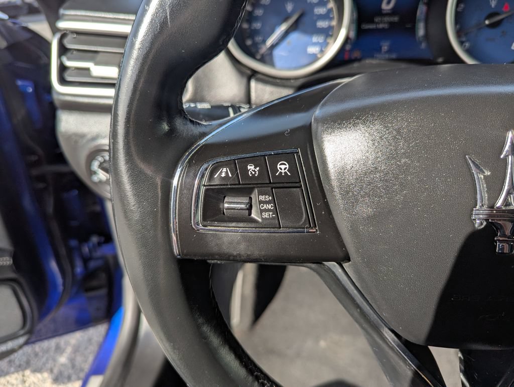 Used 2019 Maserati Ghibli S Q4 AWD/4WD image 16
