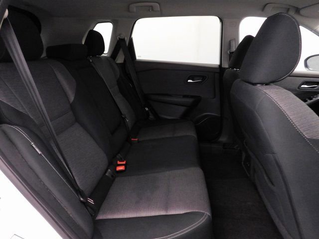 Certified 2023 Nissan Rogue SV image 27