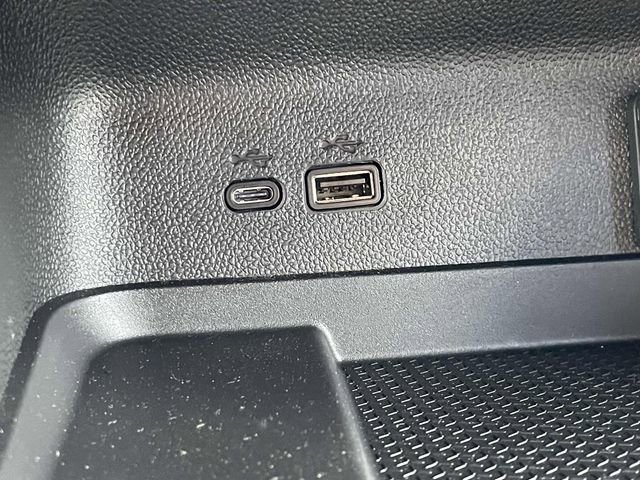 New 2025 Chevrolet Traverse LT w/ Driver Confidence Package image 11