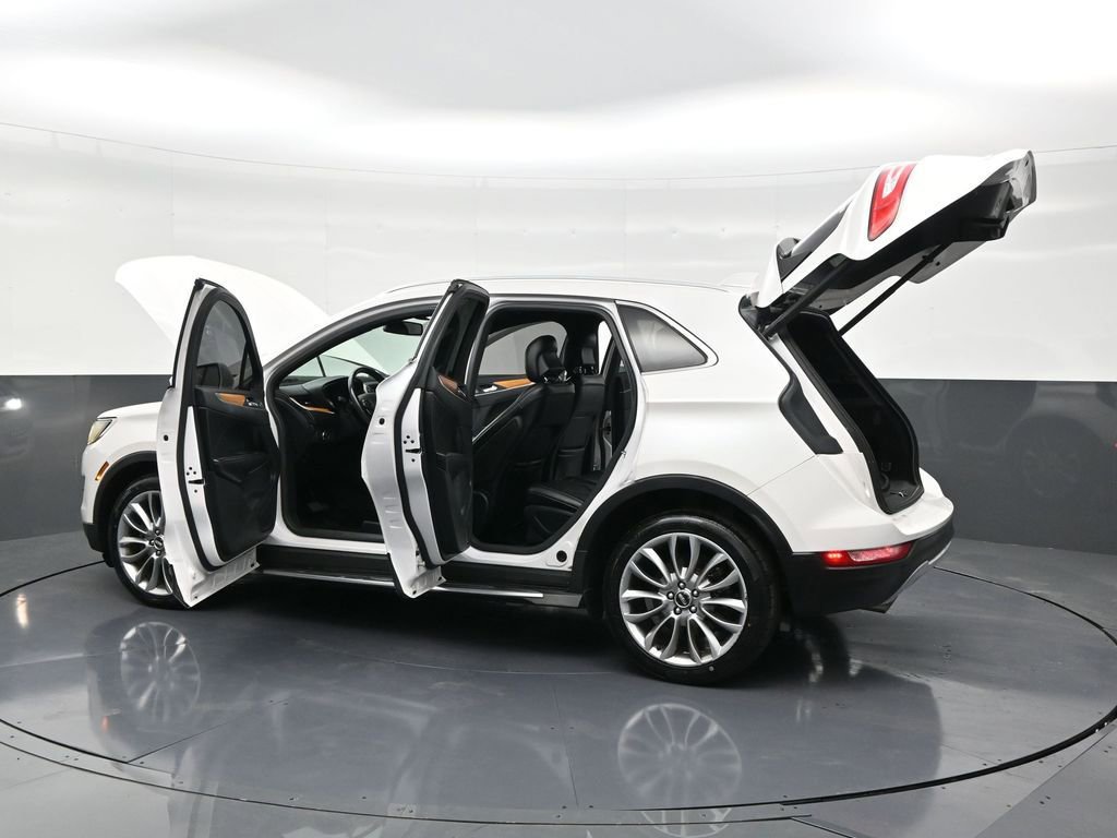 Used 2017 Lincoln MKC Reserve image 31