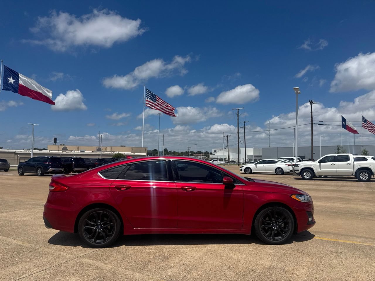 Used 2020 Ford Fusion SE w/ Equipment Group 151A FWD image 24