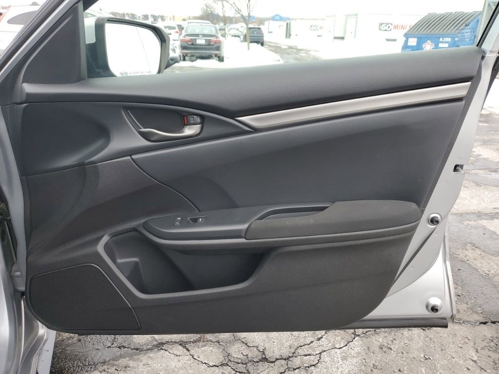 Used 2017 Honda Civic Sport image 40