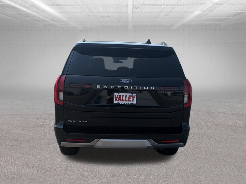 Used 2025 Ford Expedition Platinum AWD/4WD image 11